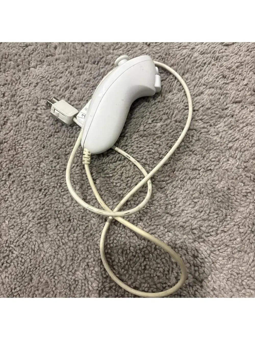 Nintendo Wii - White Nunchuck Controller Accesory Official Genuine OEM